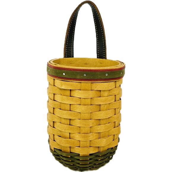 Longaberger SANTA'S HELPER 2002 Hanging Basket Liner Protector Flyer - Picture 2 of 10